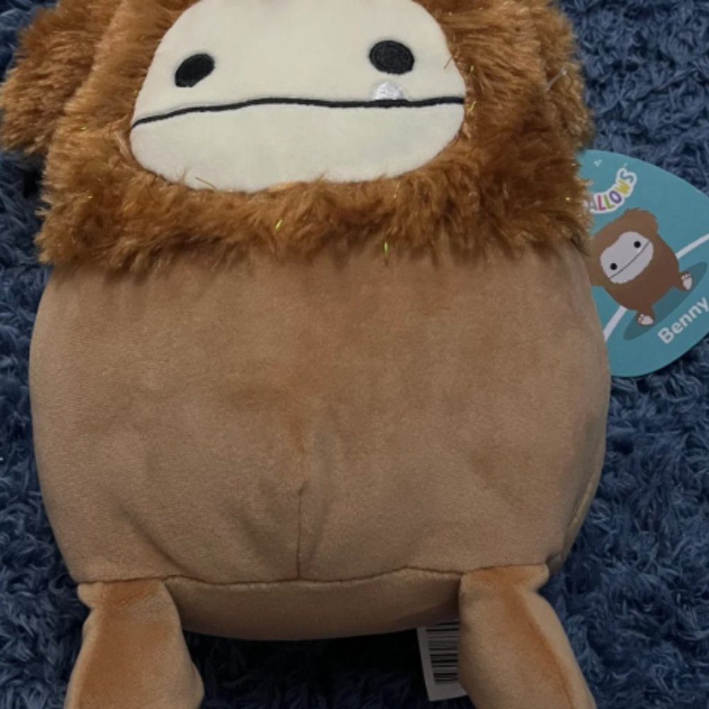 Squishmallows 7.5" Benny the Bigfoot with Gold Tinsel Hair NWT